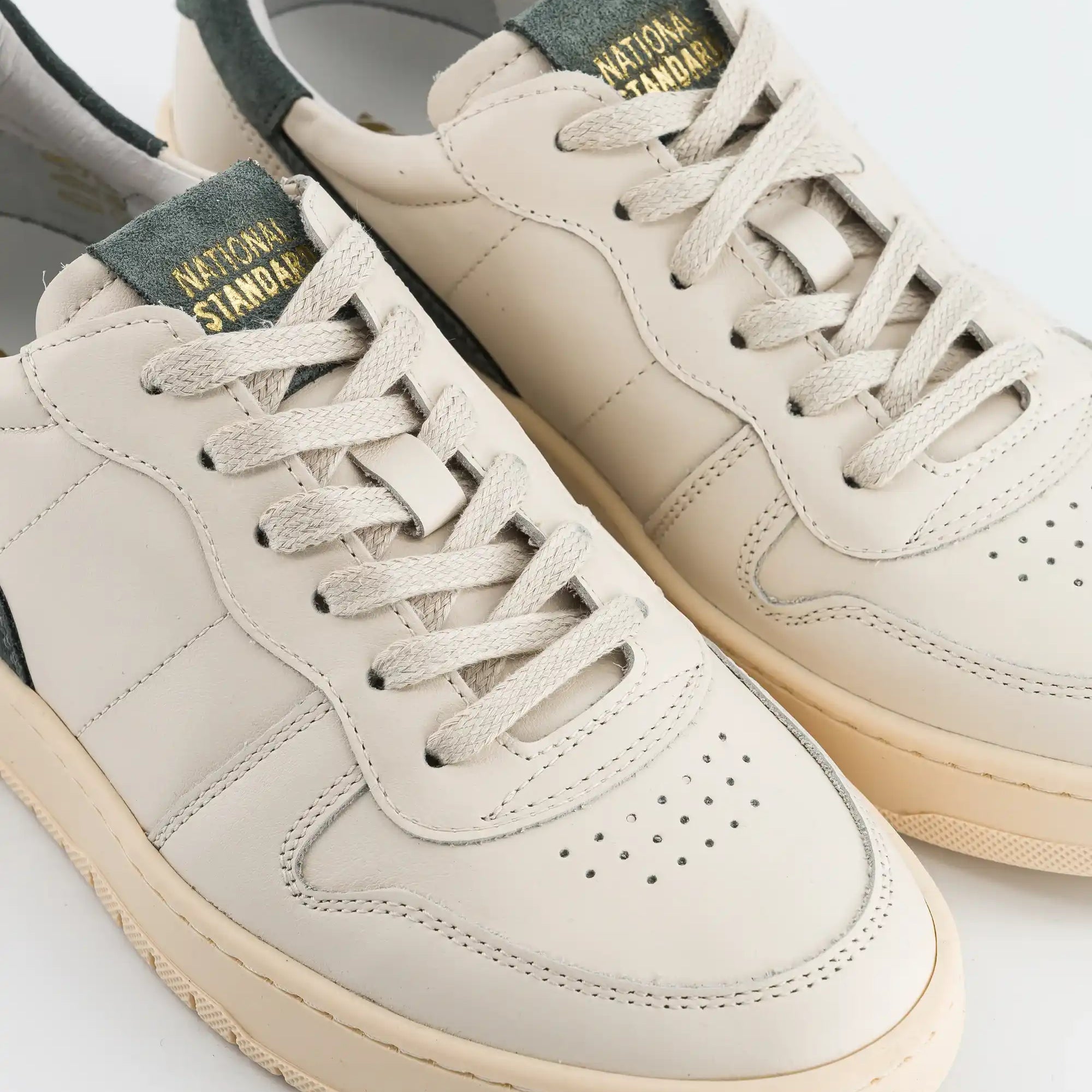 Sneakers Femme EDITION 8 Off White Conifer.