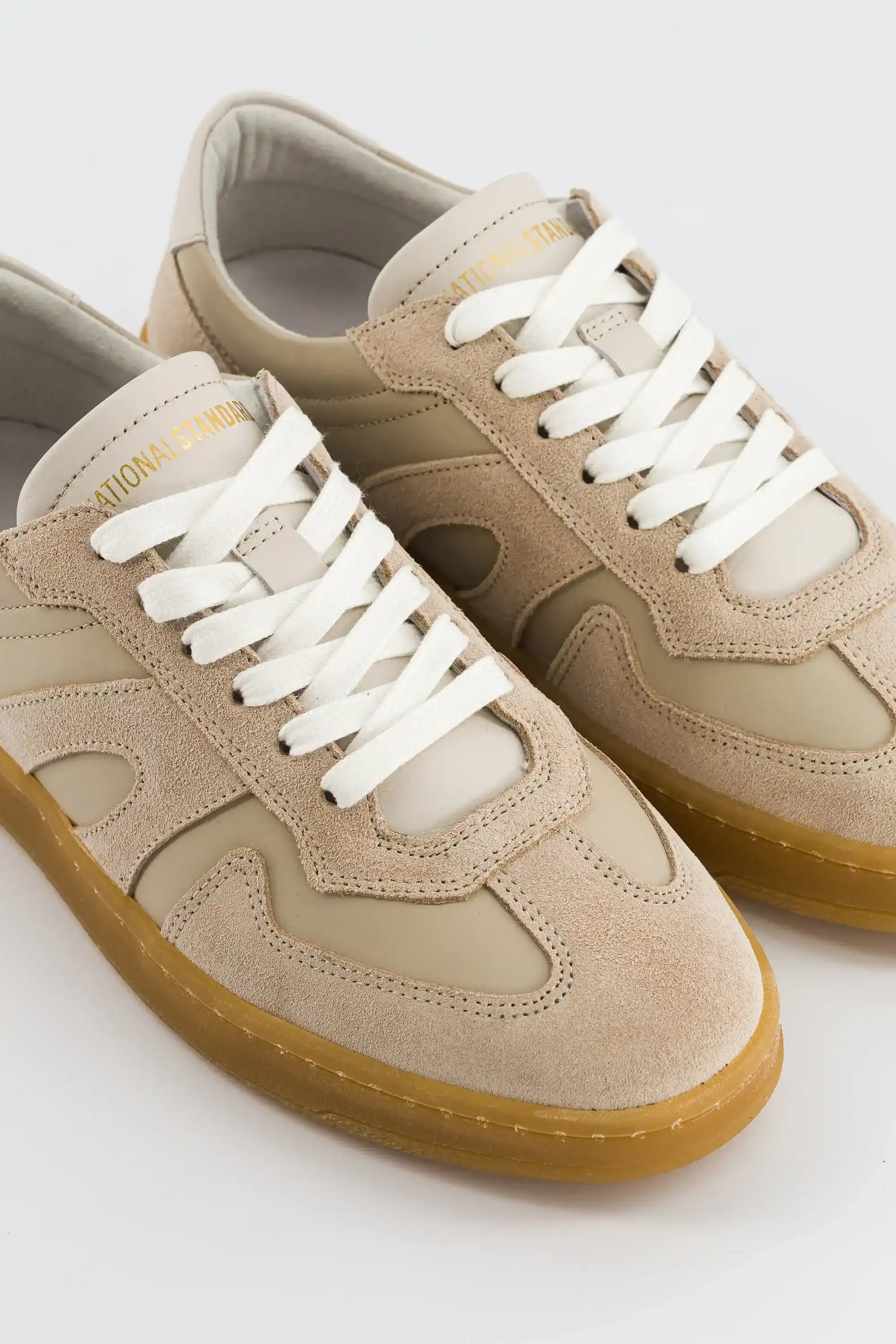 Sneakers Femme EDITION 33 White Off White Suède.